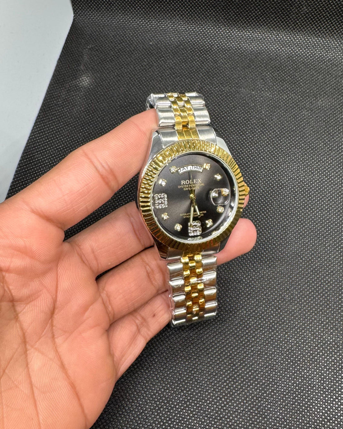 Golden steel chain high quality heavy weight watch